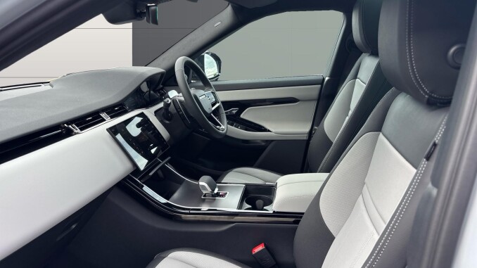 Land Rover Range Rover Evoque 2.0 D200 Hoxton Edition 5dr Auto Diesel Hatchback - Image 3